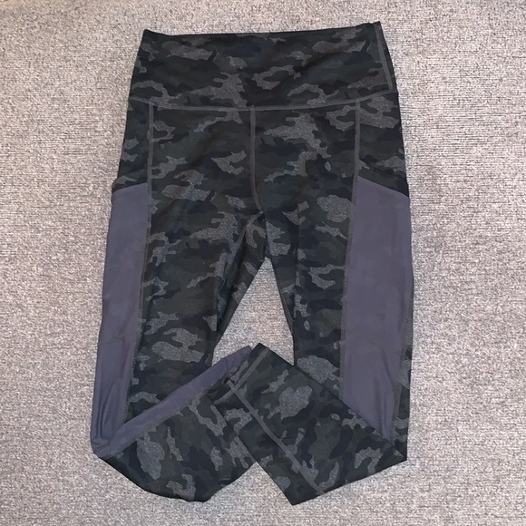 Fabletics Leggings - Picture 2 of 5